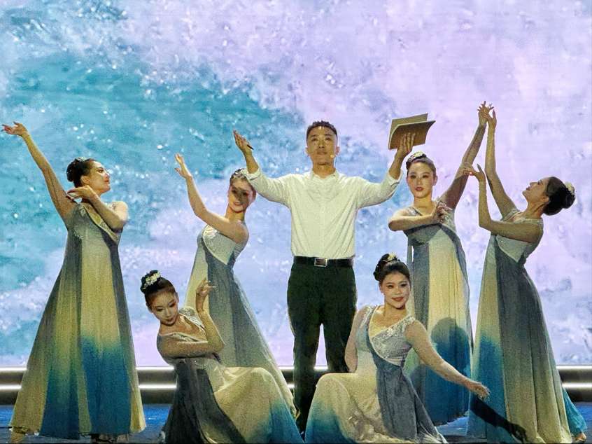 以青春筆墨，書寫長江新故事——“湖北文學之夜”活力綻放